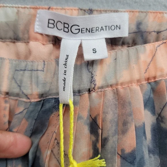 𝅺BCBGENERATION PLEATED MINI SKIRT, SIZE S, NWT - Picture 6 of 9